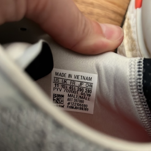 Men’s Adidas Solar Glide Shoes - Picture 6 of 10